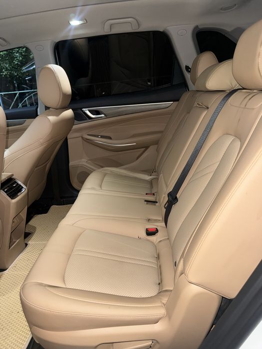 Dongfeng Fengon S508 Hybrid 2023