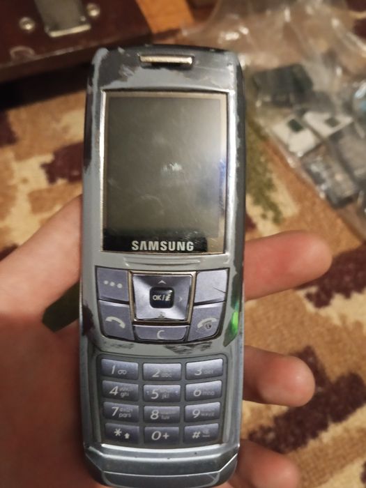 Продам телефоны разные