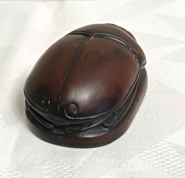 Винтидж Египетски скарабей кафяв мраморен сапунен камък
