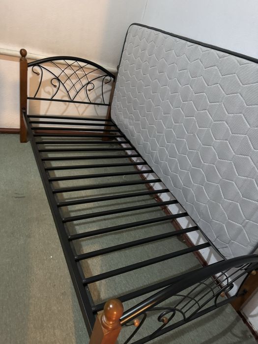 Продается кровать