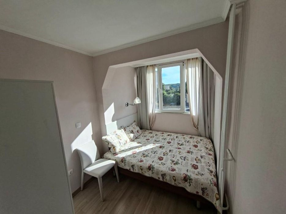 Дава се под наем Двустаен апартамент в София, Люлин 10 - 50 кв.м за 599 € - Снимка #2