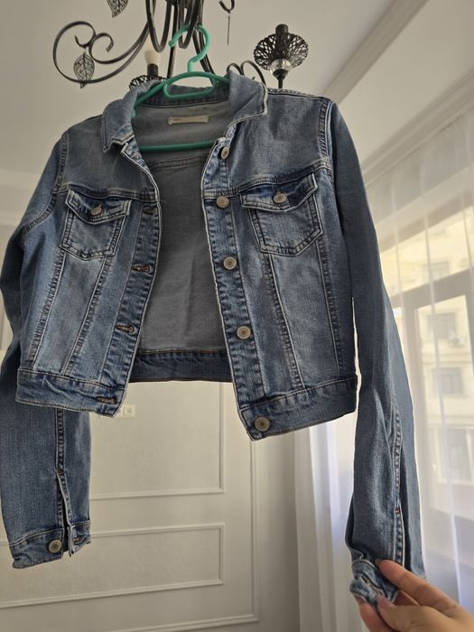 Продам женскую одежду