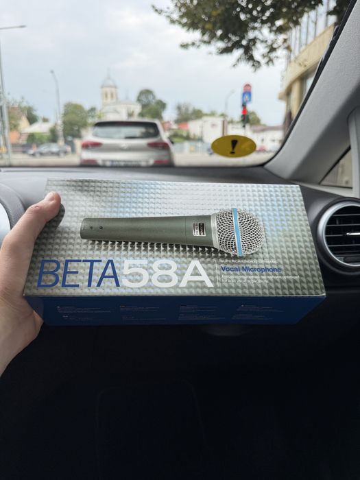 Shure beta 58A sigilat 200 lei bucata