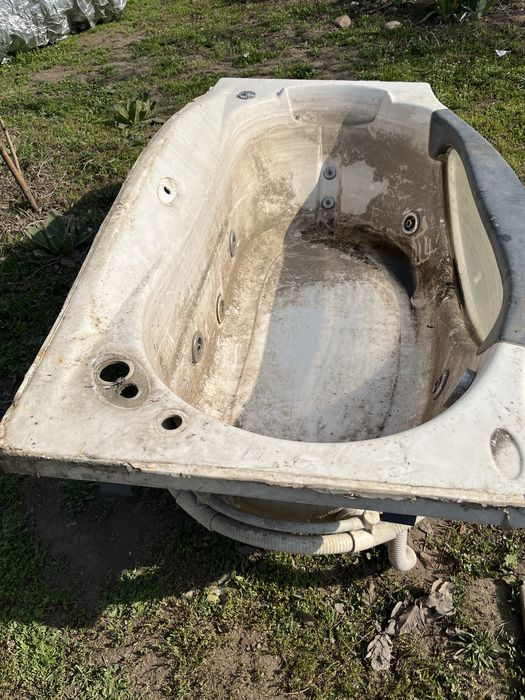 Жакузи отдам даром 2 штуки