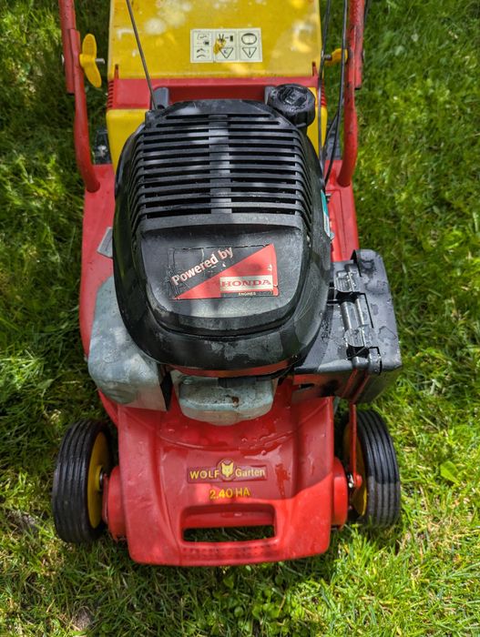 Masina de tuns cu tractiune Honda