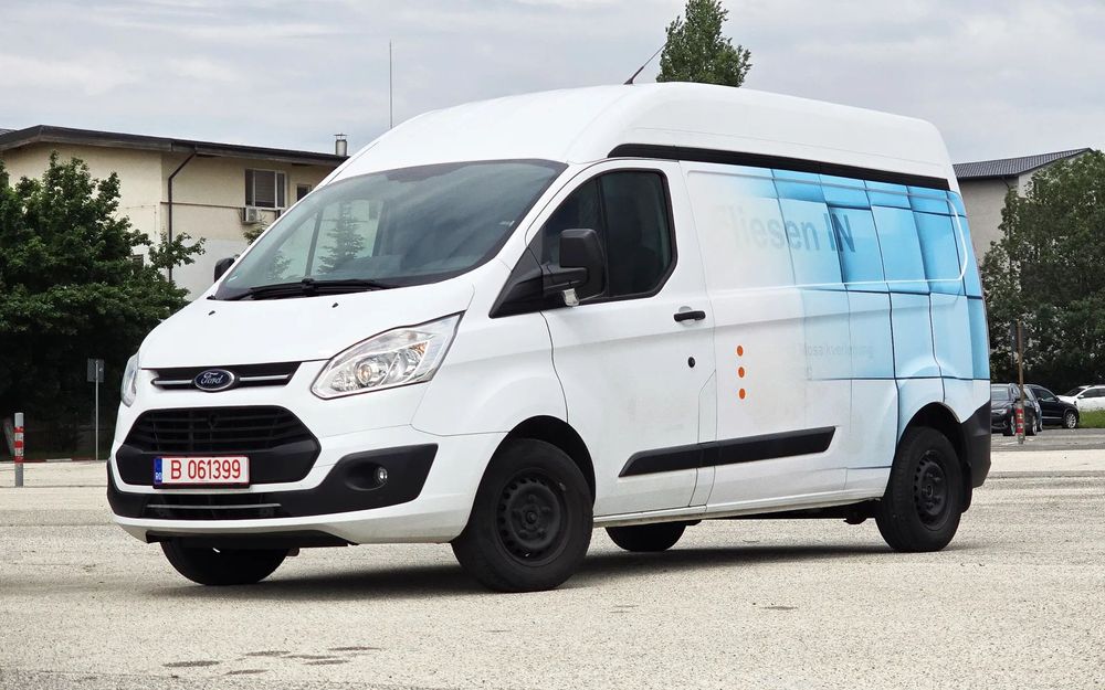 Ford Transit Custom L2H2 130 cai, Senzori parcare, AC, parbriz incalzit, 6 trepte, pilot auto