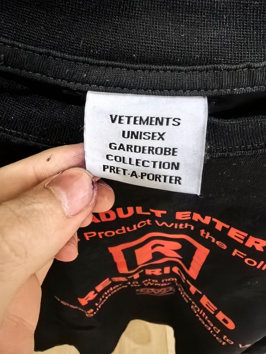 Vetements restricted tee legit