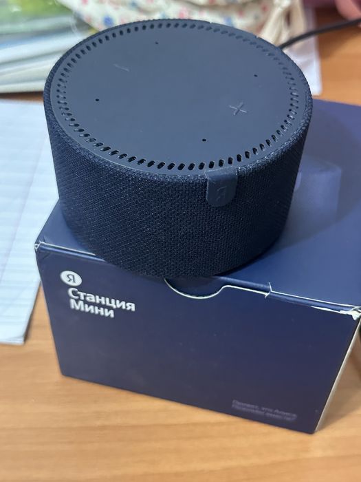 Продам Яндекс Станцию с Алисой