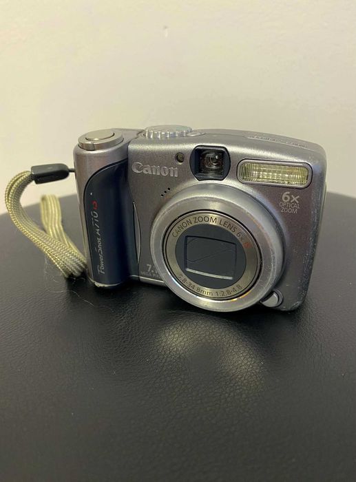 Vând aparat foto digital compact Canon PowerShot A710 IS, funcțional.
