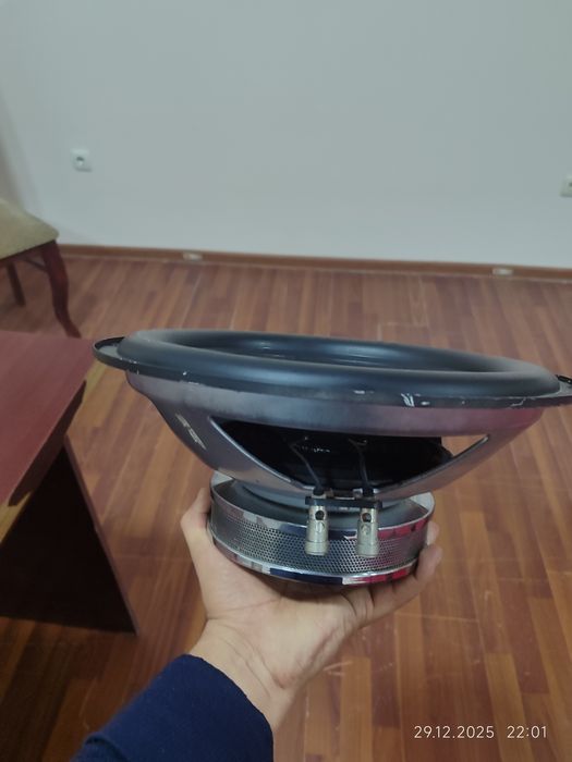 Muzikalniy sentr, Kalonka