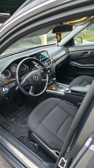 Mercedes benz e220