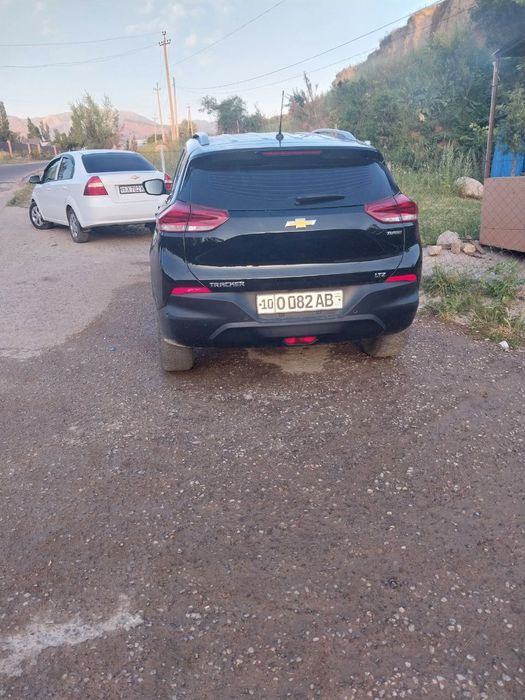 Treker sotladi srochna