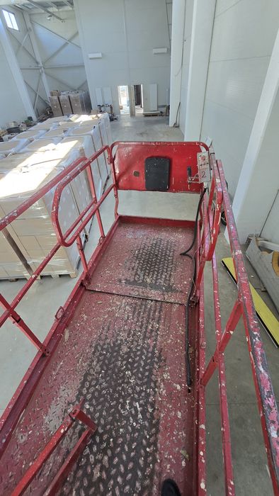 Vând 2 nacele electrice de 12 m  MEC 3247ES