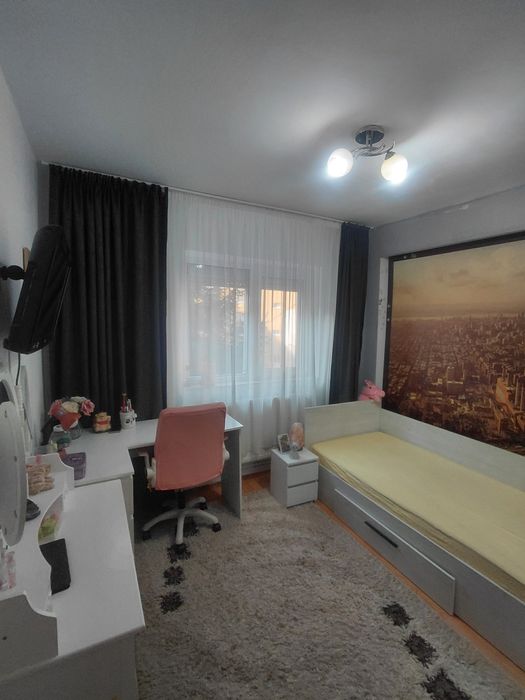 Apartamente de vanzare