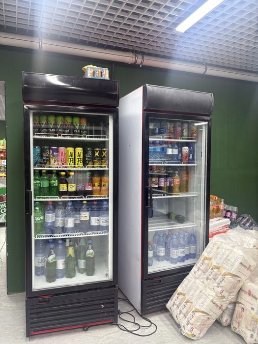 Витринный холодильник