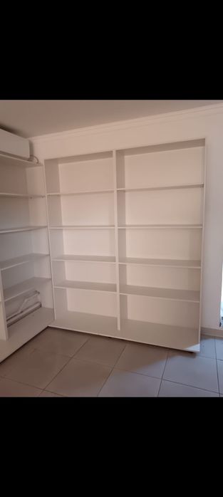 Магазинный потставка