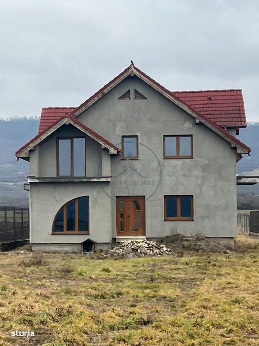 Casa Individuala, 230 mp, 2900 mp teren