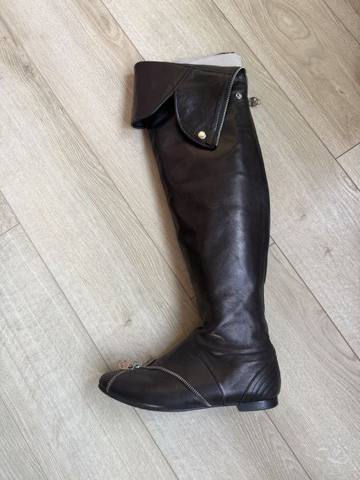 Дамски ботуши чизми