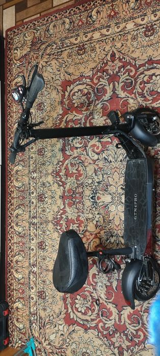 Продам Электросамокат