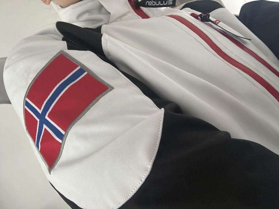 Jachete dama ski nebulus - noi, cu eticheta