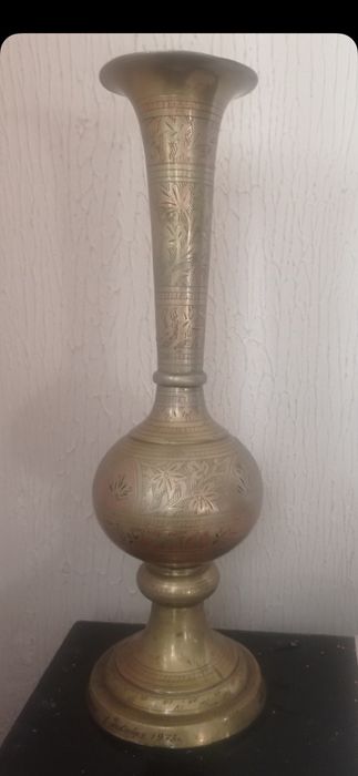 Ваза б/у в отличном состоянии