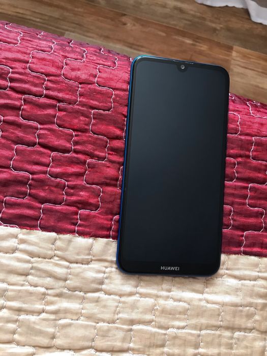 Huawei Y7 32gb без минусов