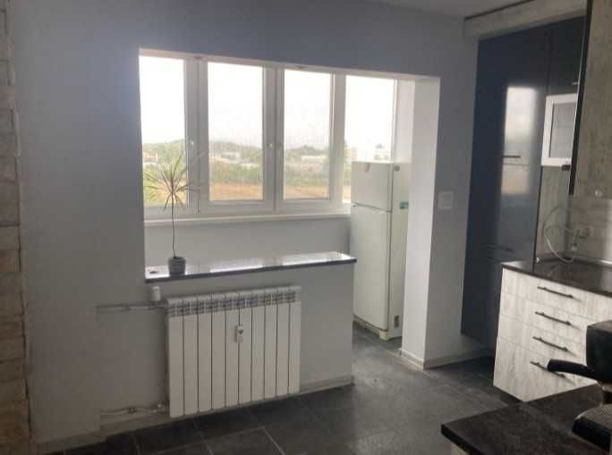 Дава се под наем Тристаен апартамент в София, Изток - 85 кв.м за 562 € - Снимка #1