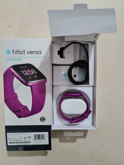 Ceas smart Fitbit Versa