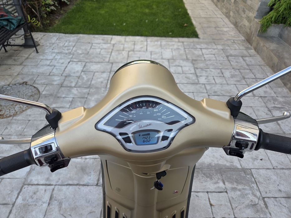 Vespa  Piaggio Primavera