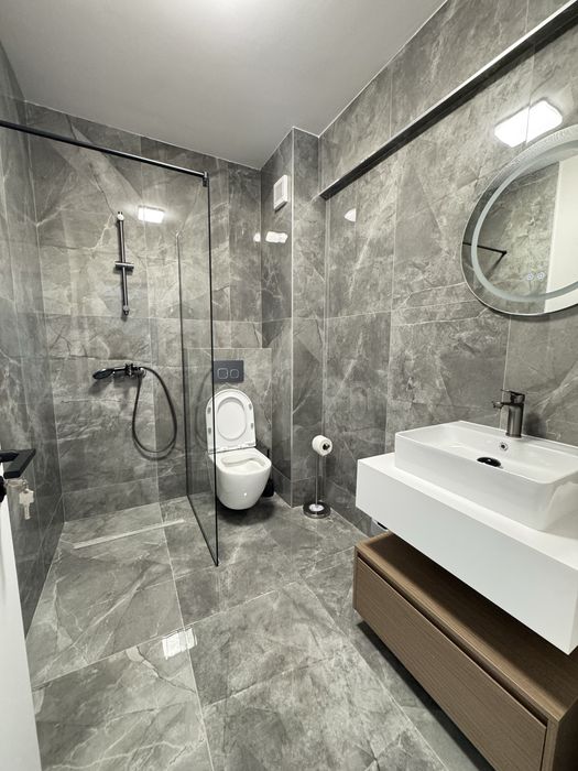 De inchiriat in regim hotelier apartament cu 2 camere decomandate si parcare la intrare in  Floresti Cluj
