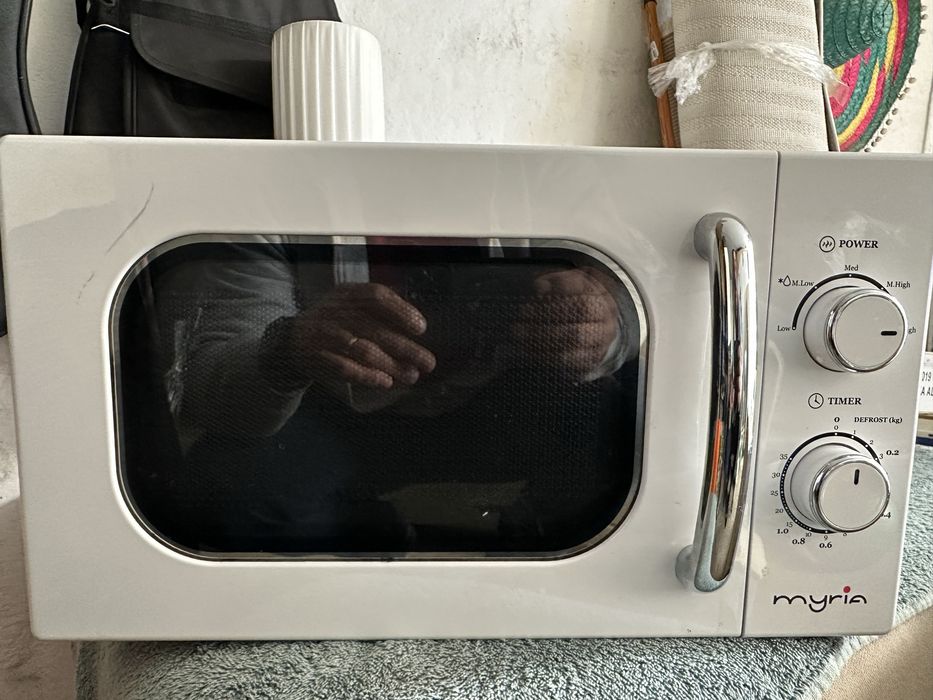 Cuptor cu microunde 17l