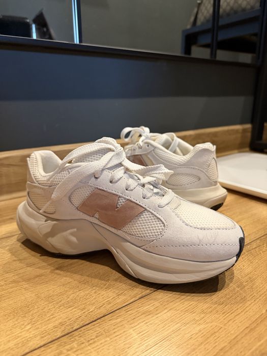 Обувки New Balance