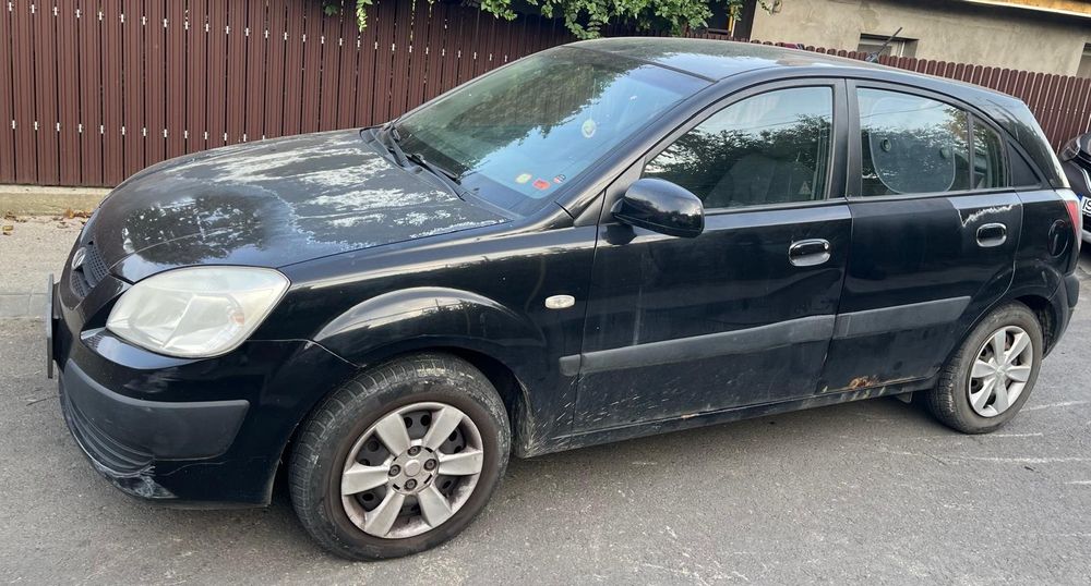 Kia Rio an 2008 motor 1,4 97 cai