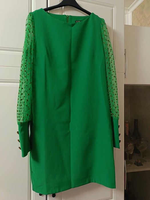 Rochie verde cu mâneci deosebite M/L