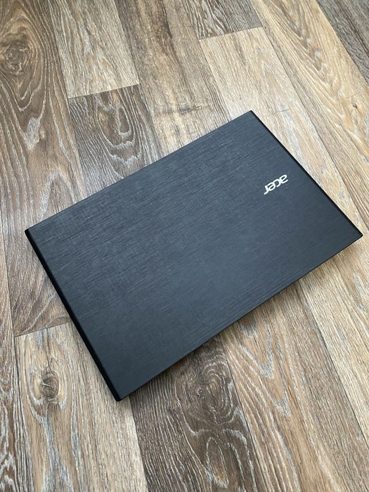 Ноутбук Acer aspire e5