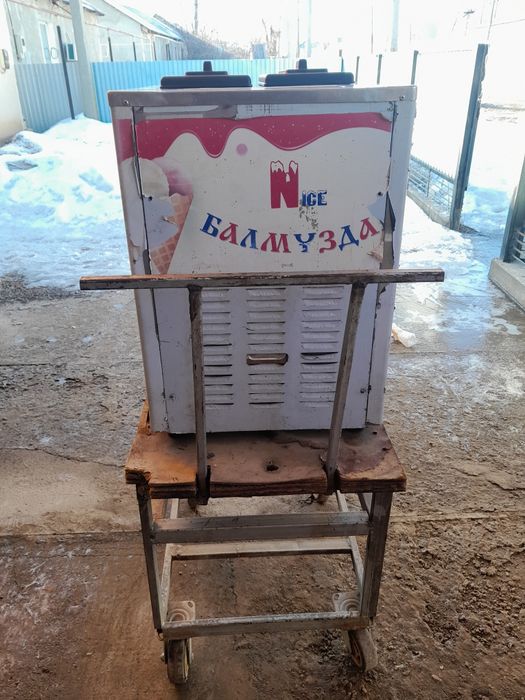 Продам морожный аппарат
