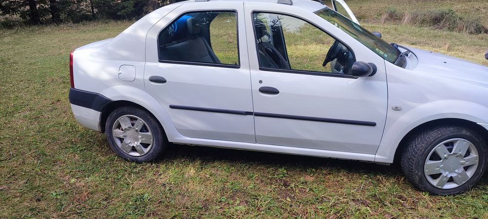 Vând Dacia Logan 1.5 dci