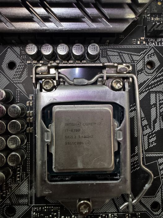 Asus z170premium+i7 6700 деффект