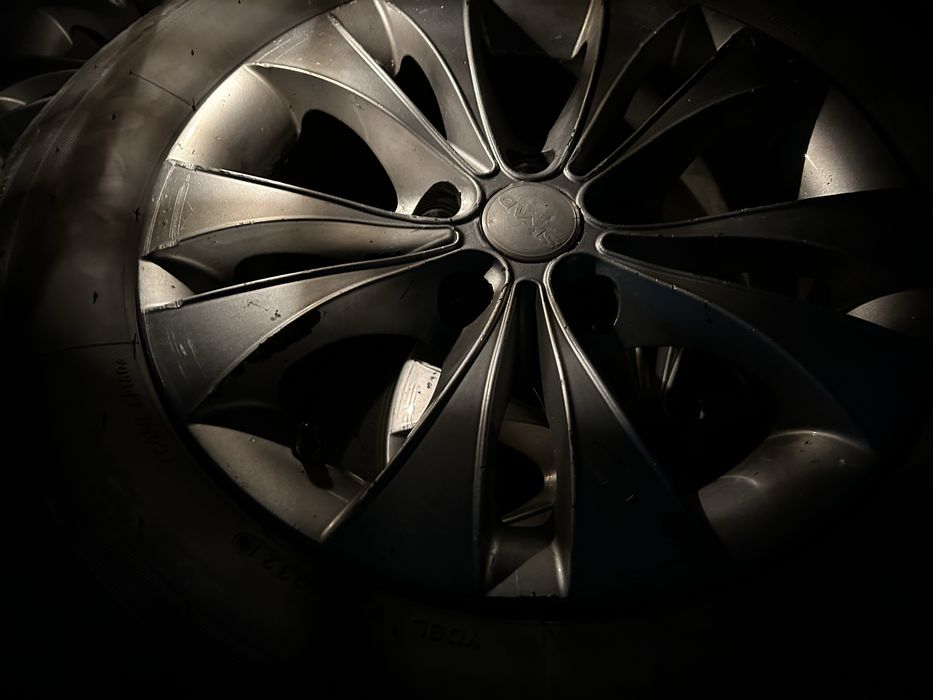 Продам диски с летней резиной