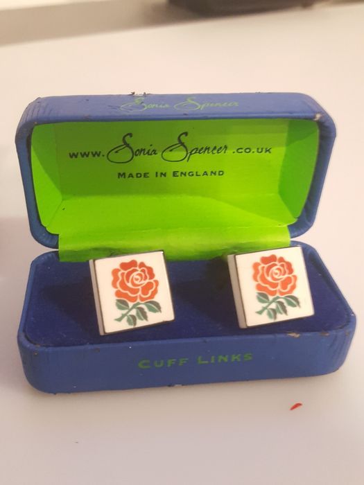 Butoni camas model trandafiri originali sonia