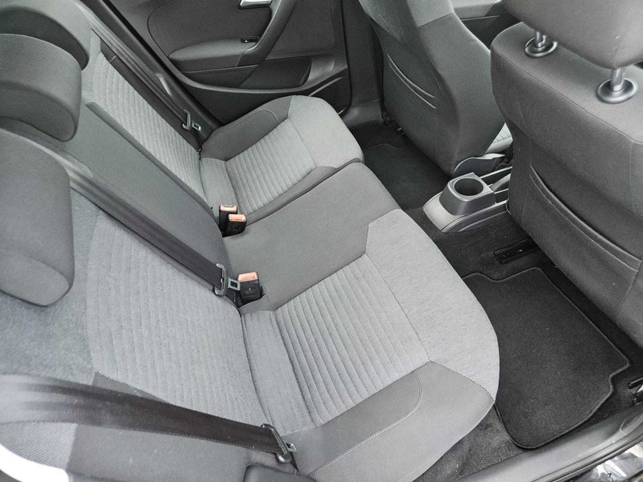 VW Polo an 2011 1.4i 80cp (BUD) benzină R-Line Euro 5 Climă, Germania;