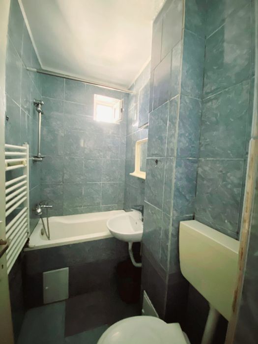 Închiriez sau vând garsonieră în Hațeg pe termen lung,detali la nr.de