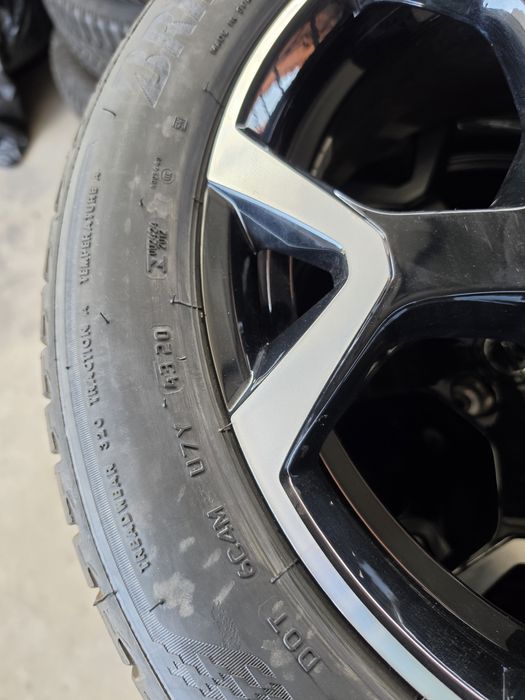 4 Броя 215/50/17 Bridgestone 6,8mm