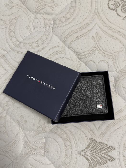 Portofel Tommy Hilfiger