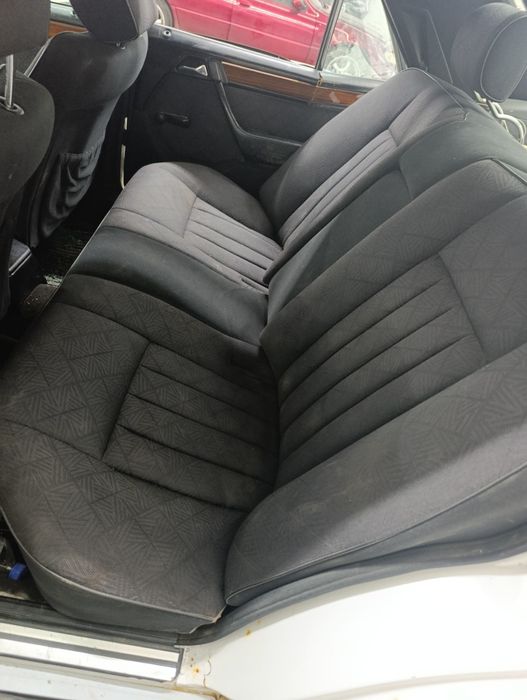 Салон мерс 124 продам