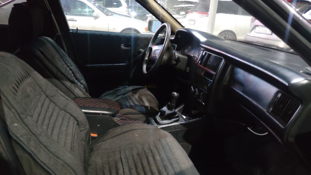 Продам Ауди 80 В4