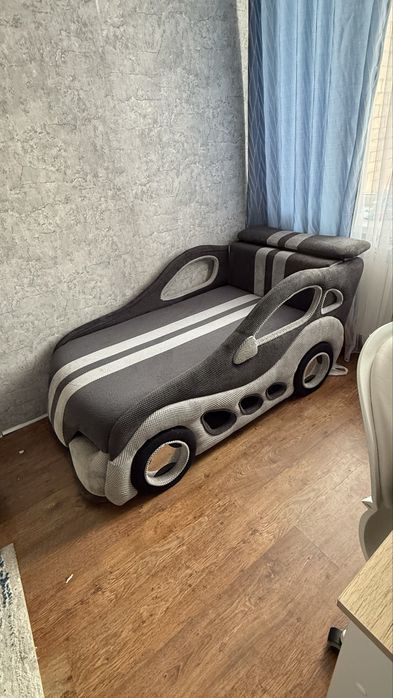 Продам диван- кровать «Машинка»