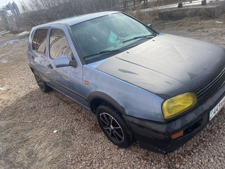 Гольф 3 1993год 1.6 моно