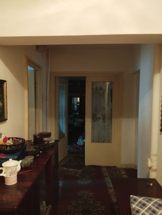 Vând apartament 4 camere Rovine-Dezrobirii