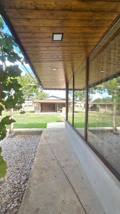 Две новопостроени къщи в село  Васил Левски, Община Търговище